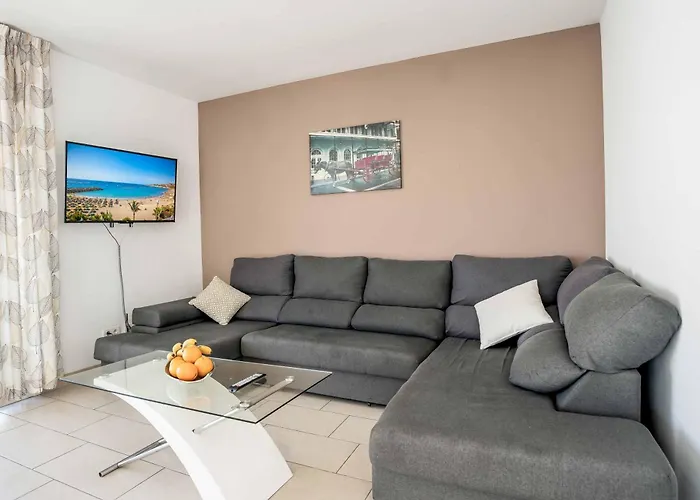 فيلة Primrose أذيخي