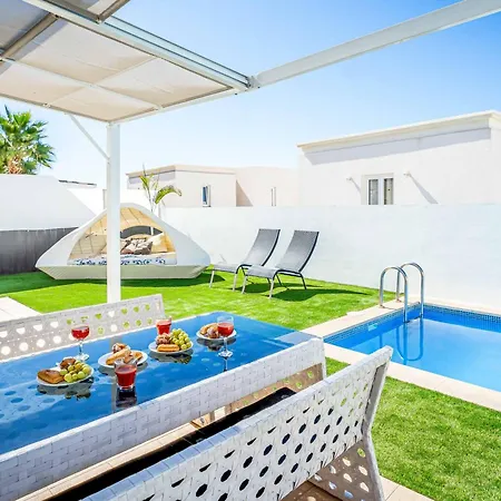 וילה Primrose אדחה